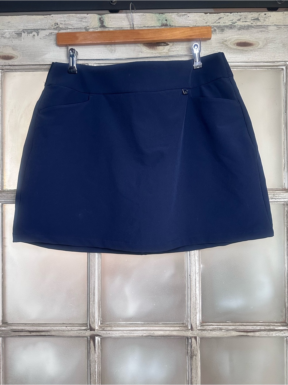 Greg Norman Navy Blue Athletic Golf Skort Size Large Tenniscore